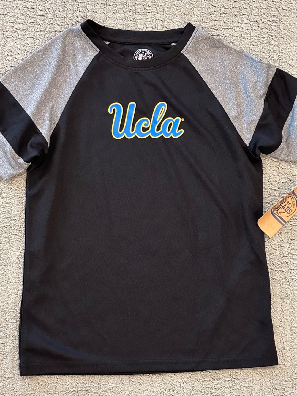 NWT UCLA RIVALRY THREADS Black Gray Athletic Short Sleeve Tee Blue Gold Logo M